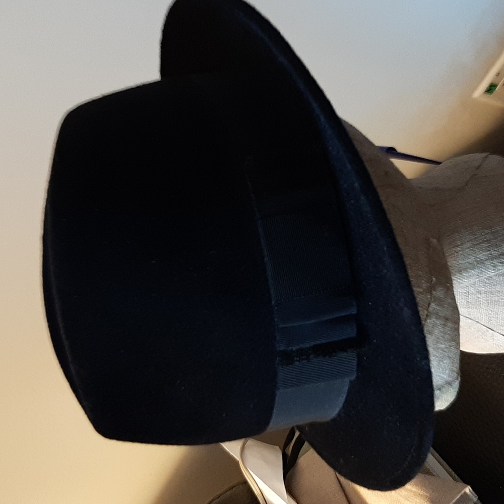 New Ladies Philip Treacy London Black Fedora Hat 100% Velour - Picture 4 of 13